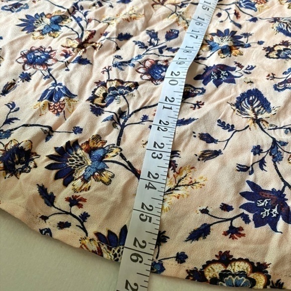 Basic‎ Editions Cream Floral Bohemian Style Blouse NWT - Picture 9 of 11